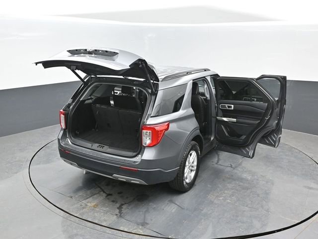 Used 2022 Ford Explorer XLT w/ Equipment Group 202A image 22