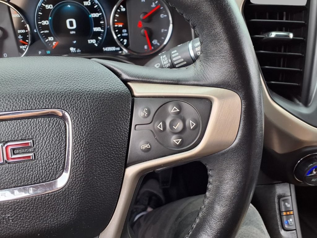 Used 2017 GMC Acadia Denali w/ Technology Package AWD/4WD image 13