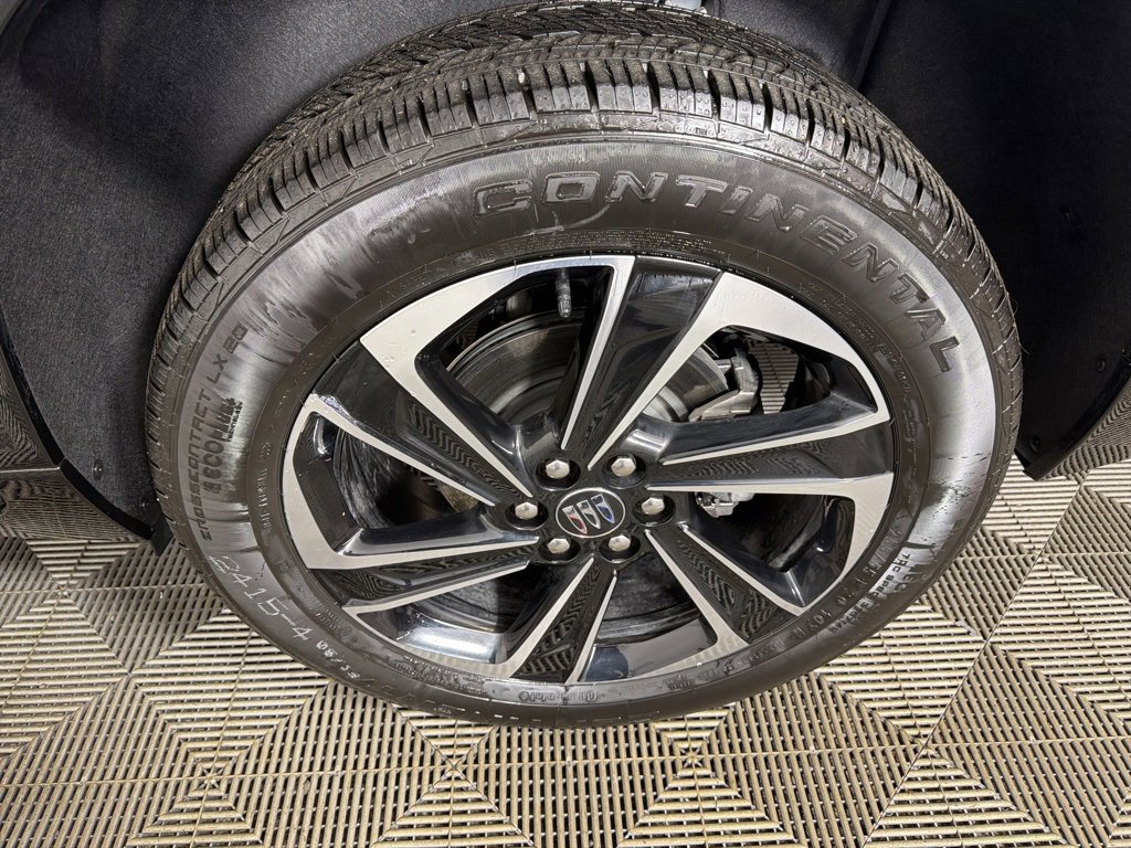 Used 2025 Buick Enclave Sport Touring image 44