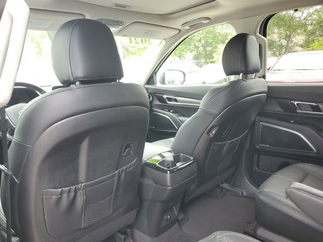 Certified 2021 Kia Telluride SX w/ Towing Package FWD image 9