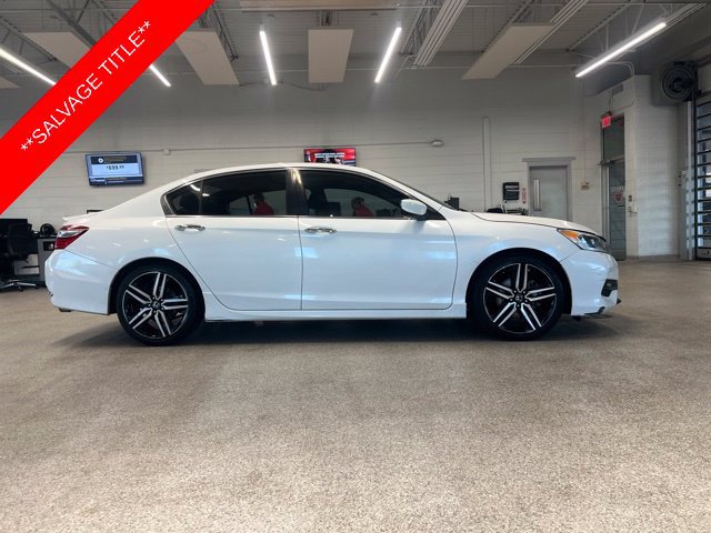 Used 2017 Honda Accord Sport image 4