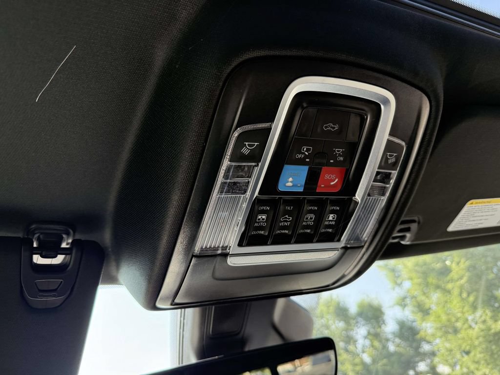 New 2026 RAM 1500 Laramie AWD/4WD image 29