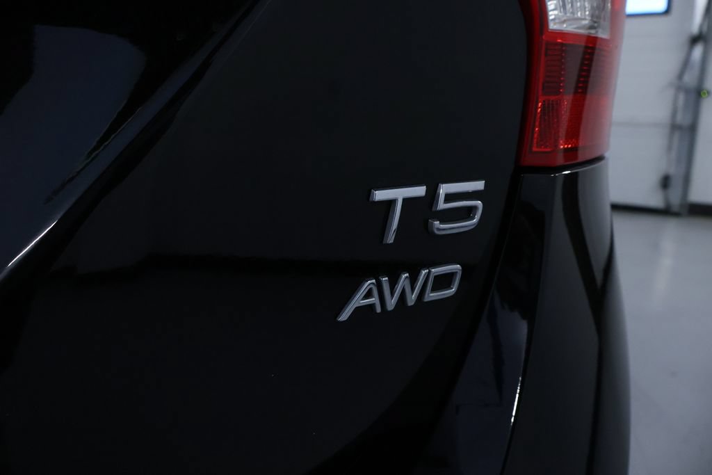 Used 2018 Volvo V60 T5 Cross Country AWD/4WD image 11