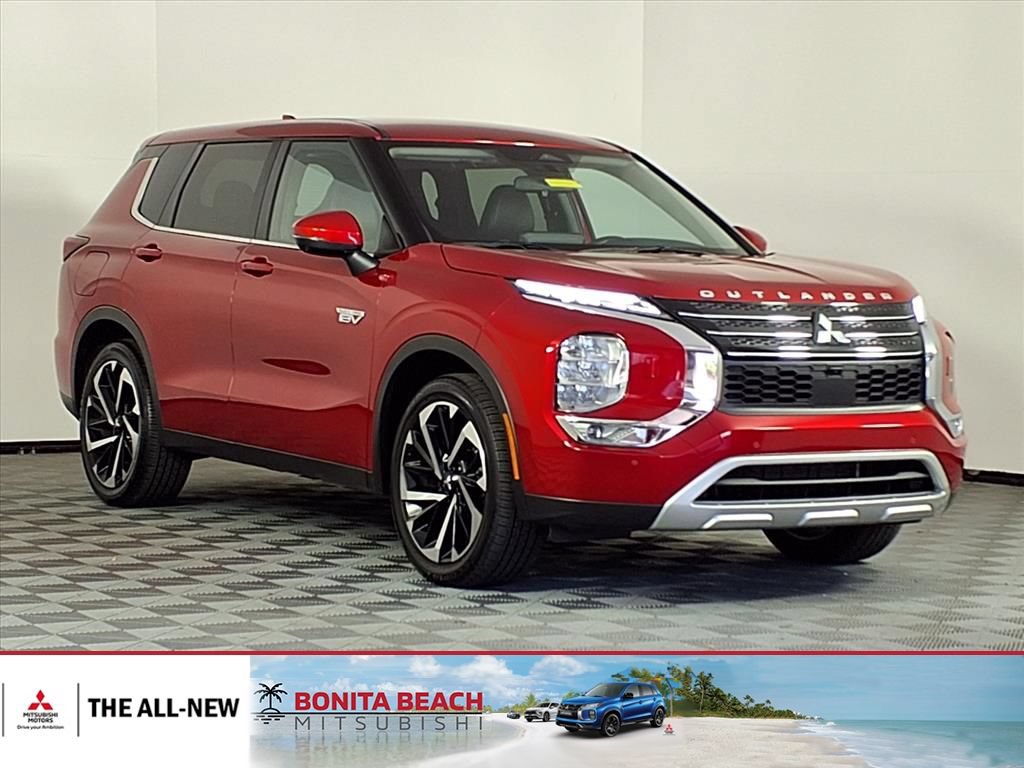 Used 2024 Mitsubishi Outlander SE