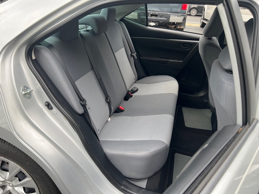 Used 2014 Toyota Corolla L FWD image 15