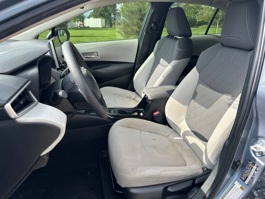 Used 2020 Toyota Corolla LE FWD image 14