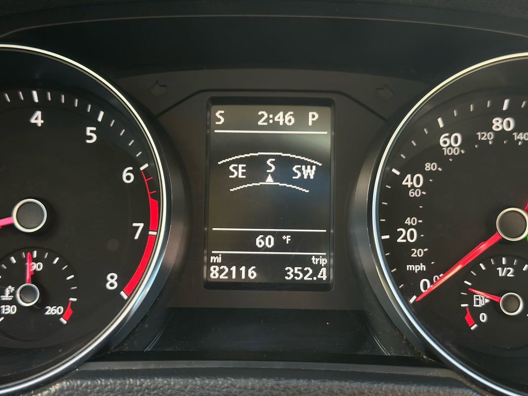 Used 2016 Volkswagen Passat 1.8T FWD image 24