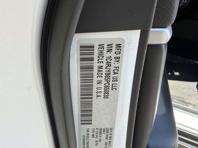 Used 2023 Jeep Grand Cherokee 4WD 4xe w/ Luxury Tech Group II image 29