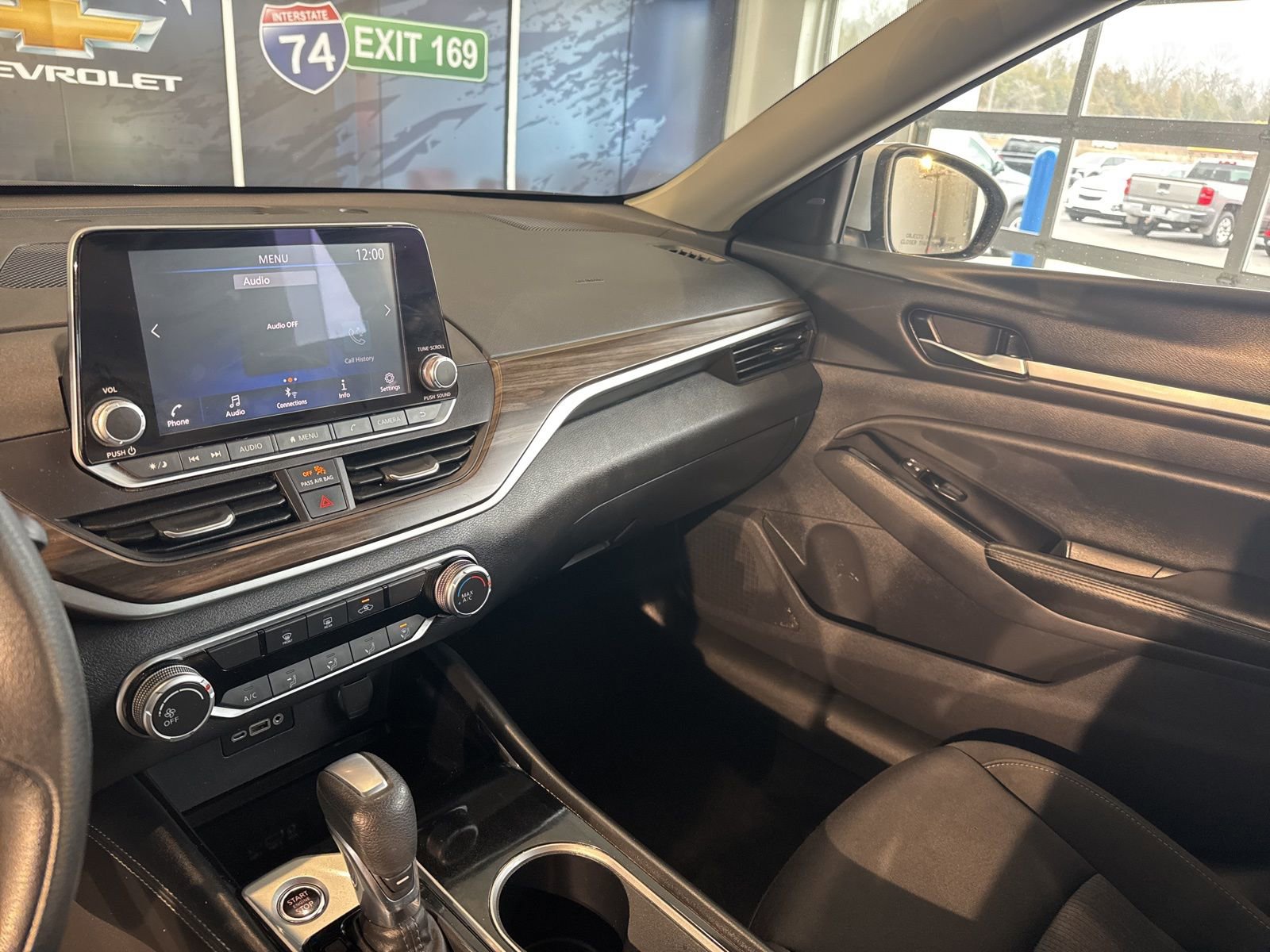 Used 2023 Nissan Altima 2.5 SV image 24