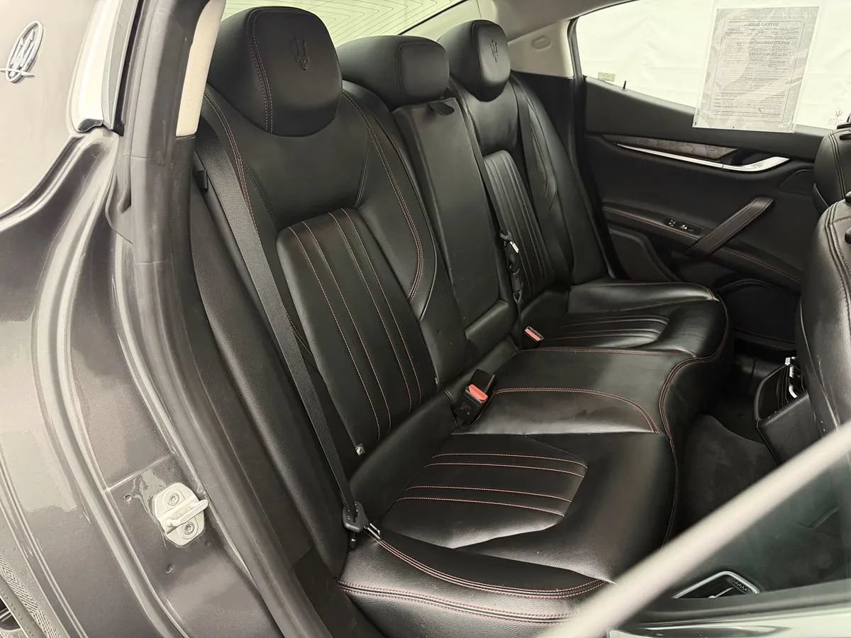 Used 2016 Maserati Ghibli S Q4 AWD/4WD image 27