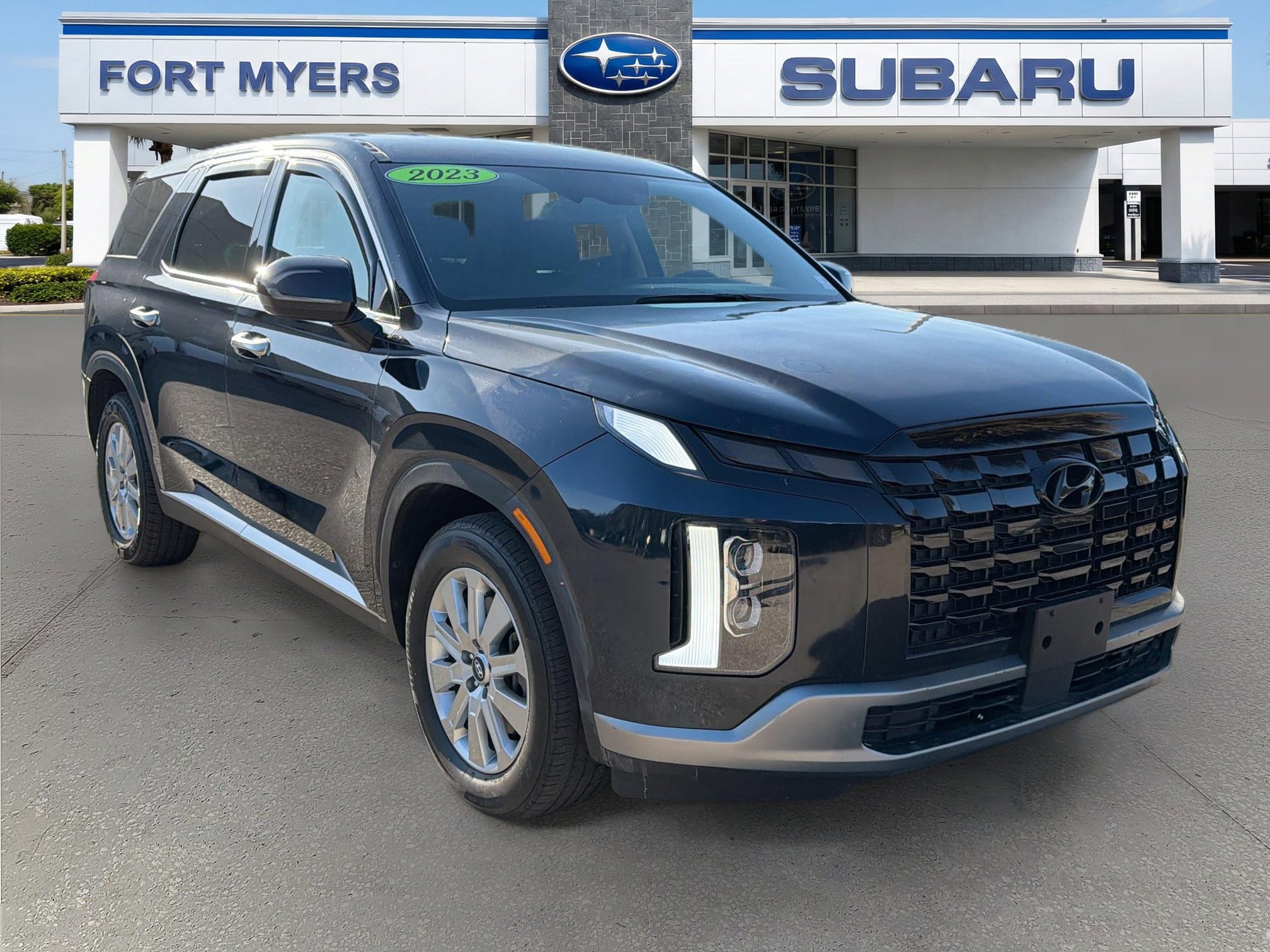 Used 2023 Hyundai Palisade SE