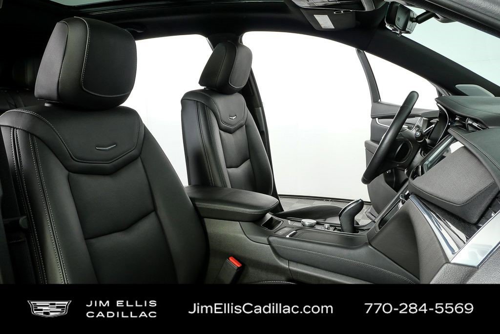 Certified 2023 Cadillac XT5 Premium Luxury w/ Technology Package image 28