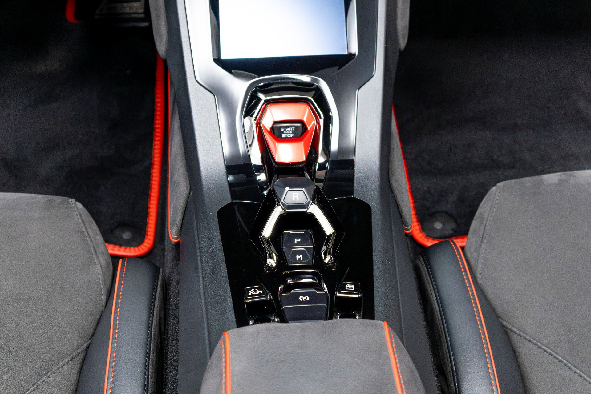 Used 2020 Lamborghini Huracan EVO image 26