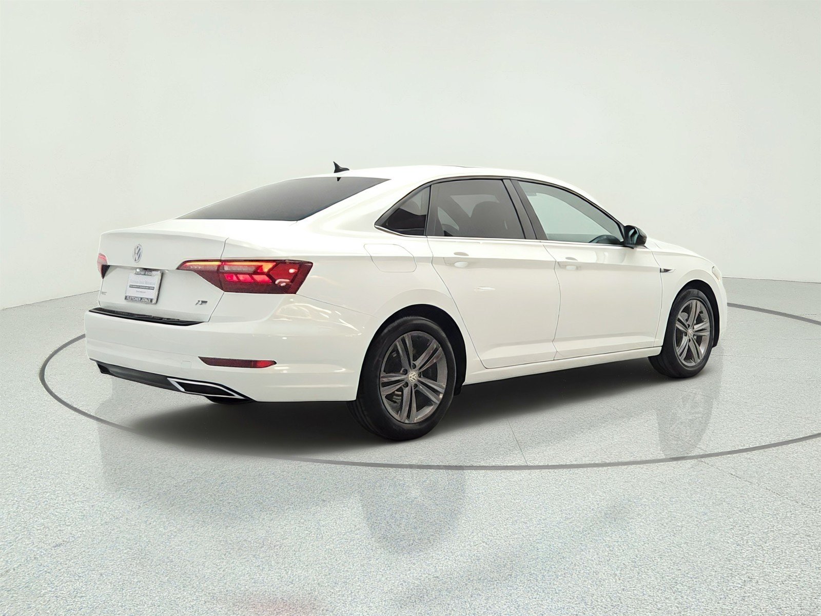 Used 2021 Volkswagen Jetta R-Line FWD image 5