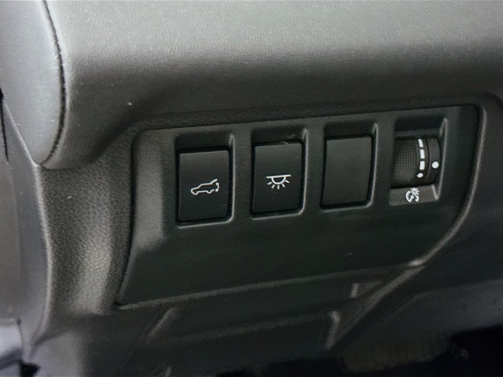 Used 2023 Subaru Ascent Touring AWD/4WD image 21