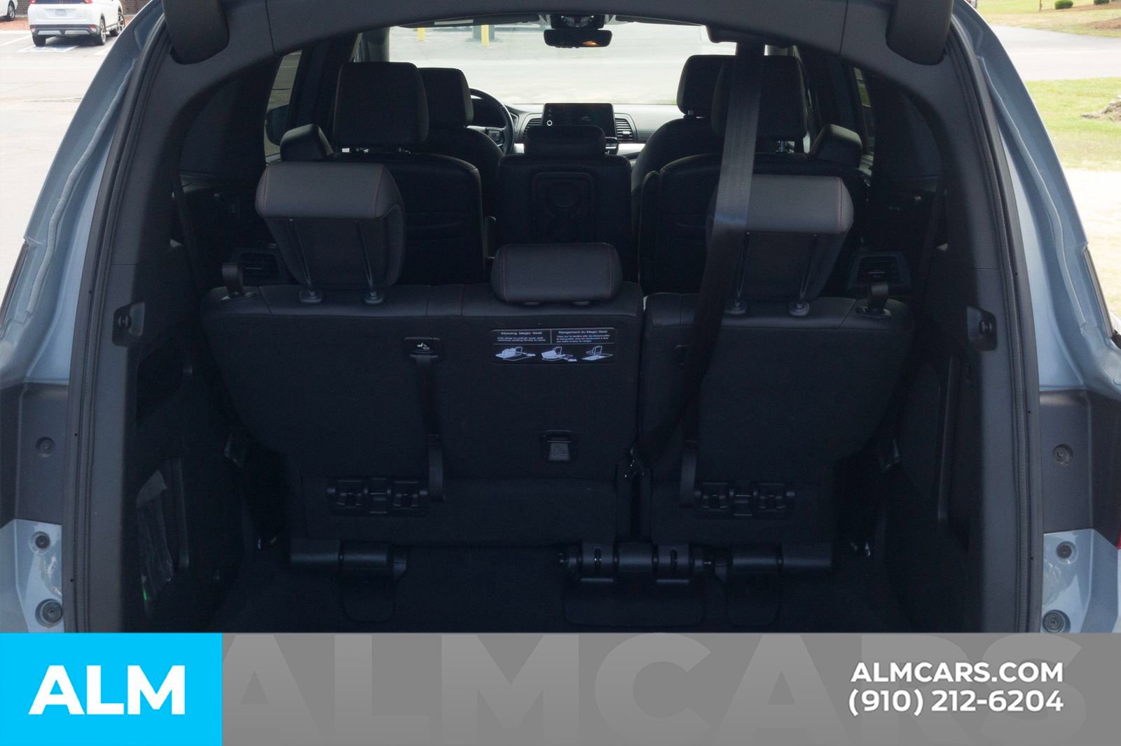 Used 2025 Honda Odyssey Sport-L image 9