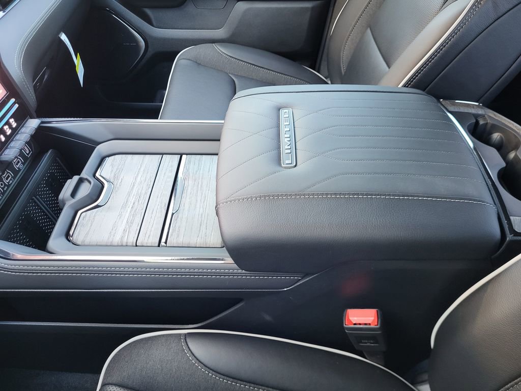 New 2026 RAM 1500 Limited w/ Off Road Group image 28