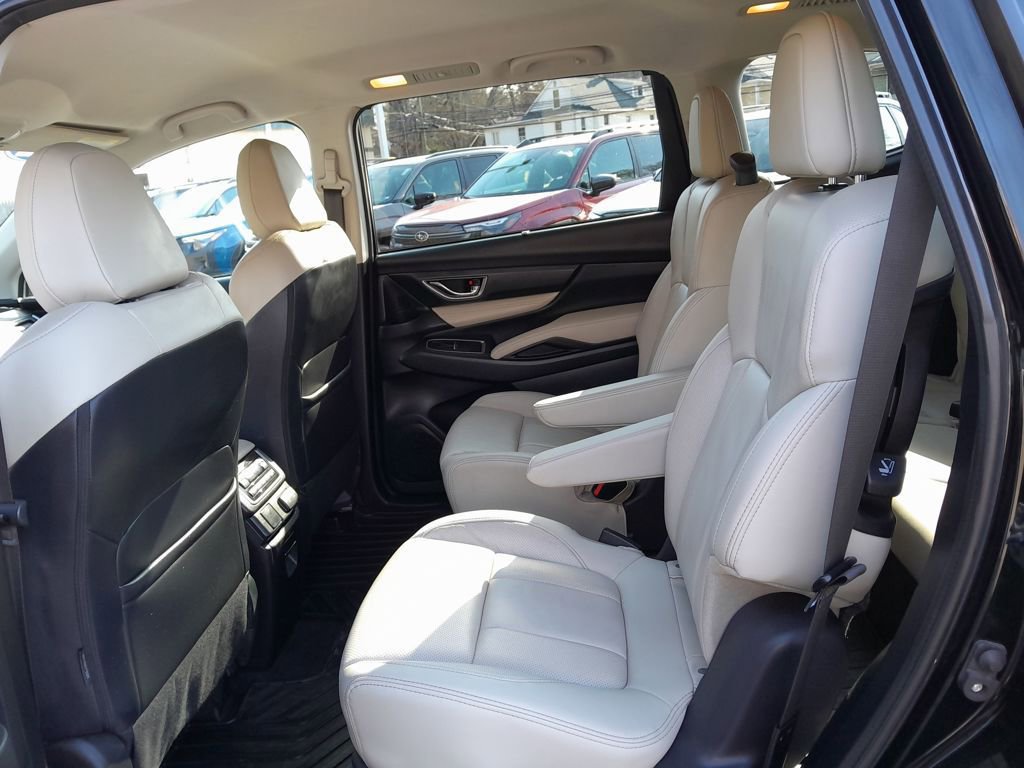 Used 2022 Subaru Ascent Limited image 29