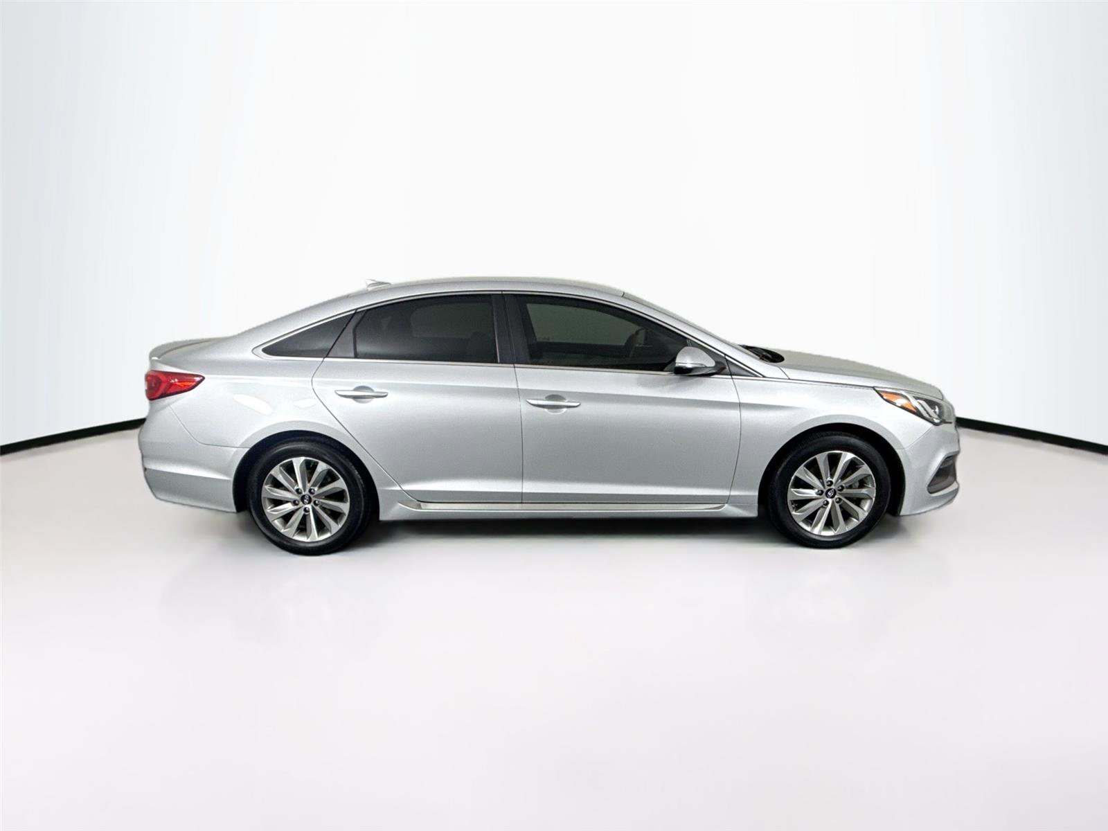 Used 2017 Hyundai Sonata Sport FWD image 9