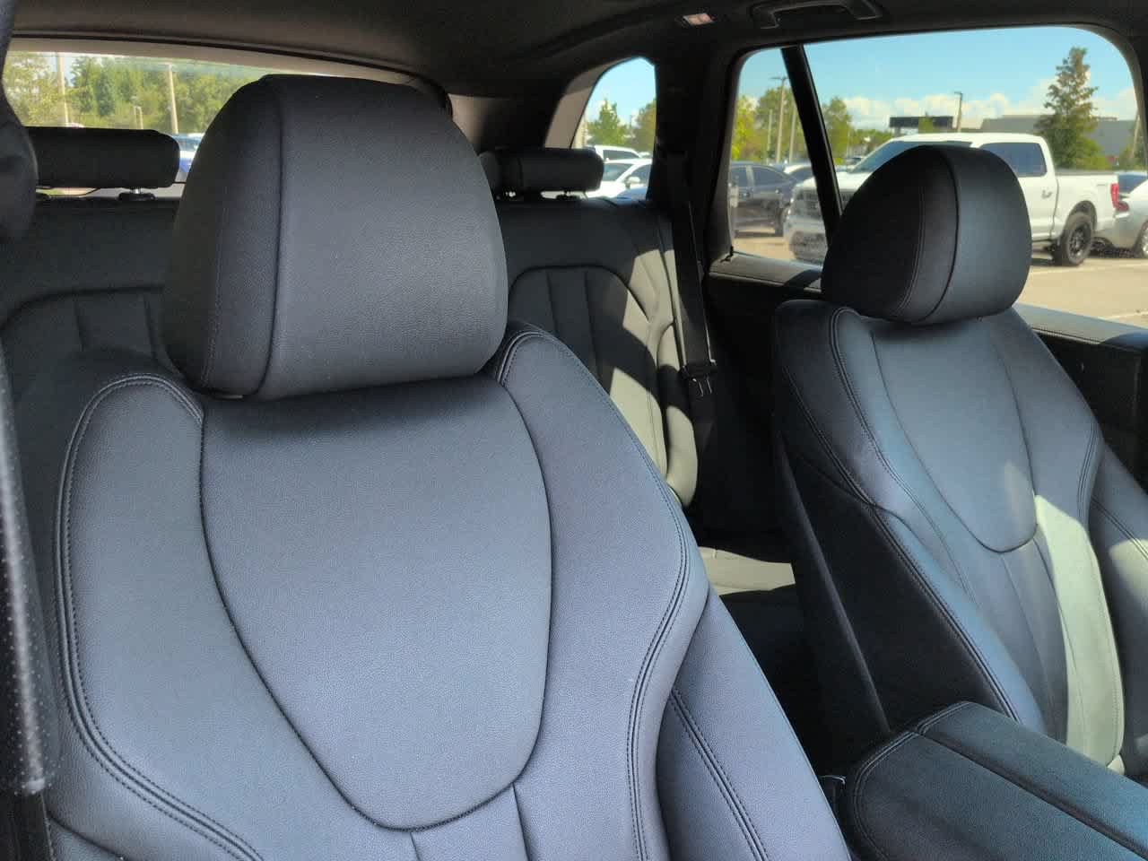 Used 2019 BMW X5 xDrive40i w/ Convenience Package AWD/4WD image 7