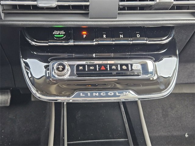 New 2026 Lincoln Corsair Reserve image 18