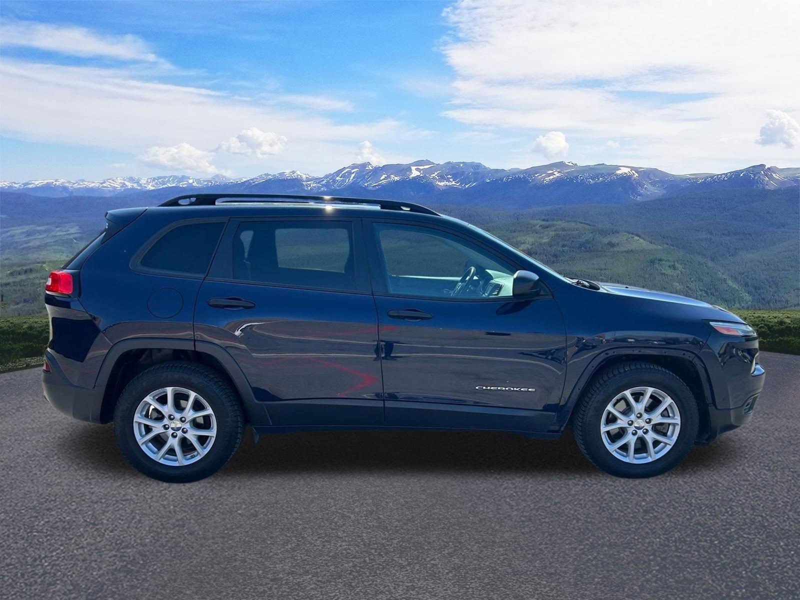 Used 2016 Jeep Cherokee Sport w/ Cold Weather Group FWD image 7