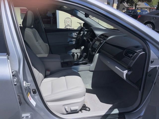 Used 2016 Toyota Camry XLE w/ Moonroof Package FWD image 21