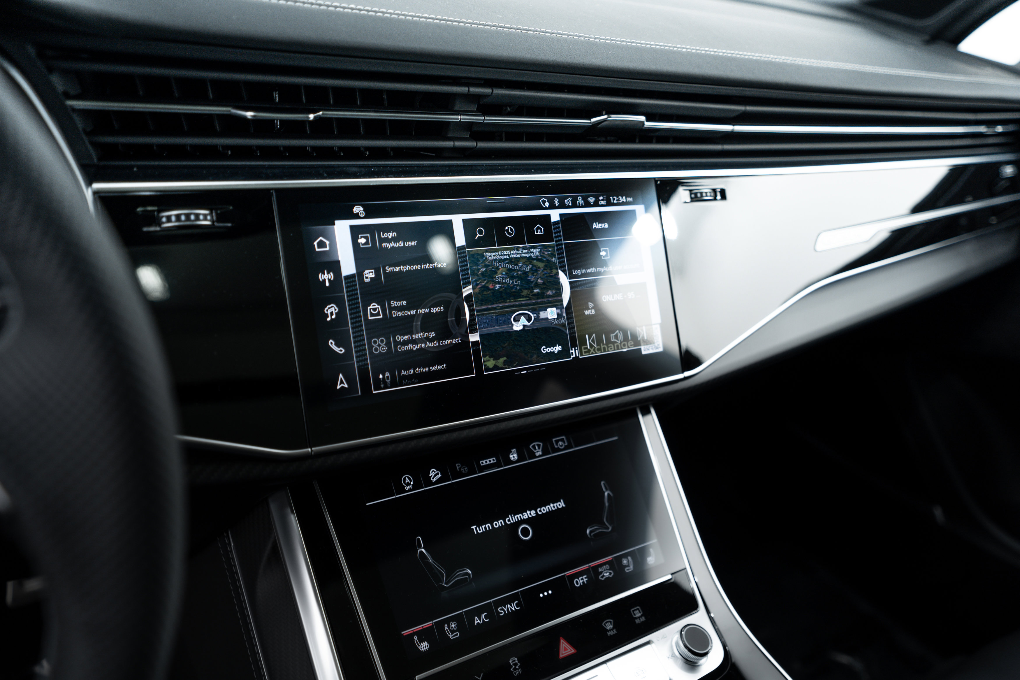 New 2026 Audi SQ7 Prestige image 12