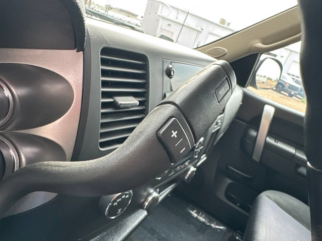 Used 2012 Chevrolet Silverado 1500 LT AWD/4WD image 18