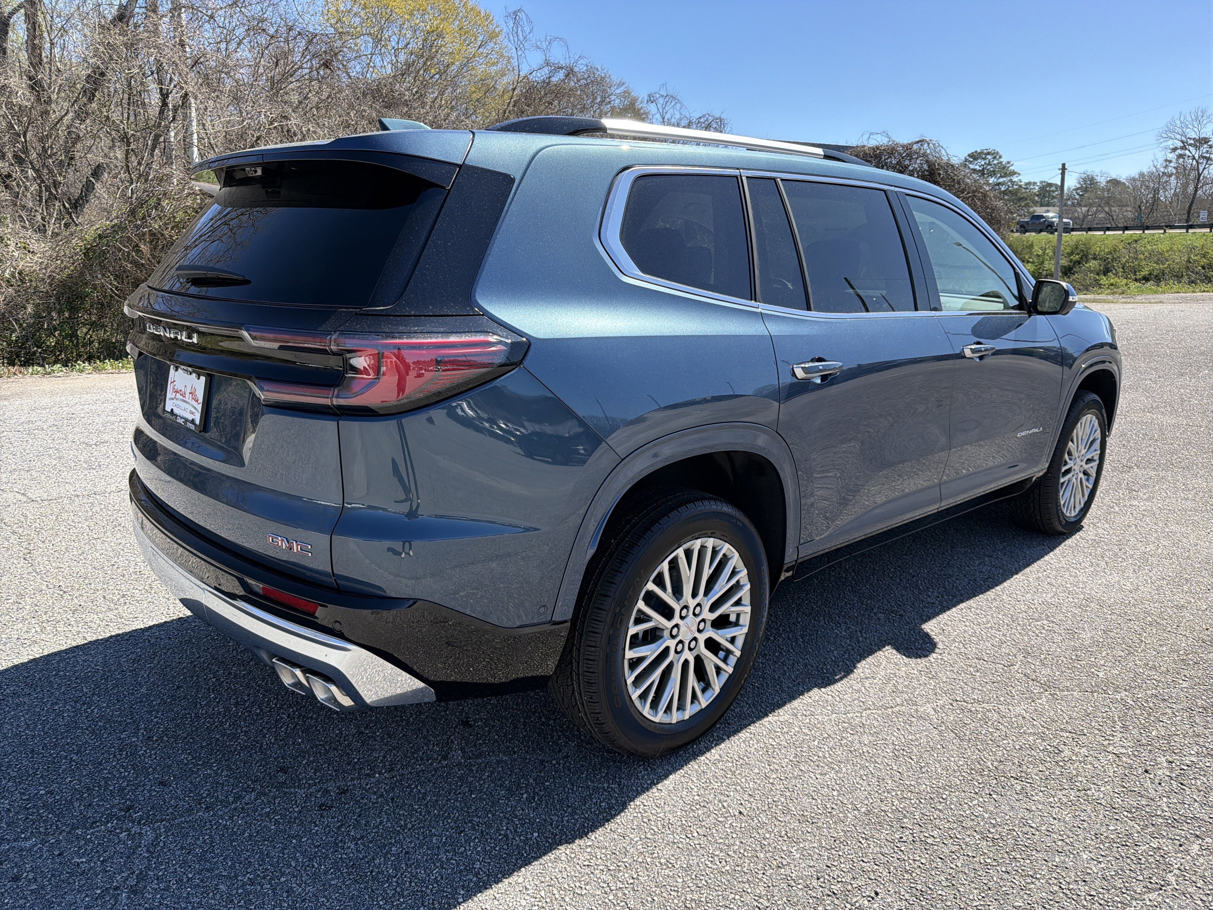 New 2026 GMC Acadia Denali w/ Super Cruise Package image 6