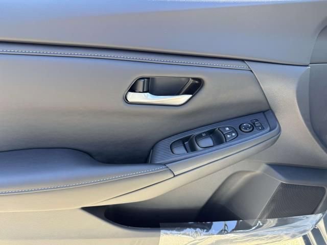 New 2025 Nissan Sentra SV image 14