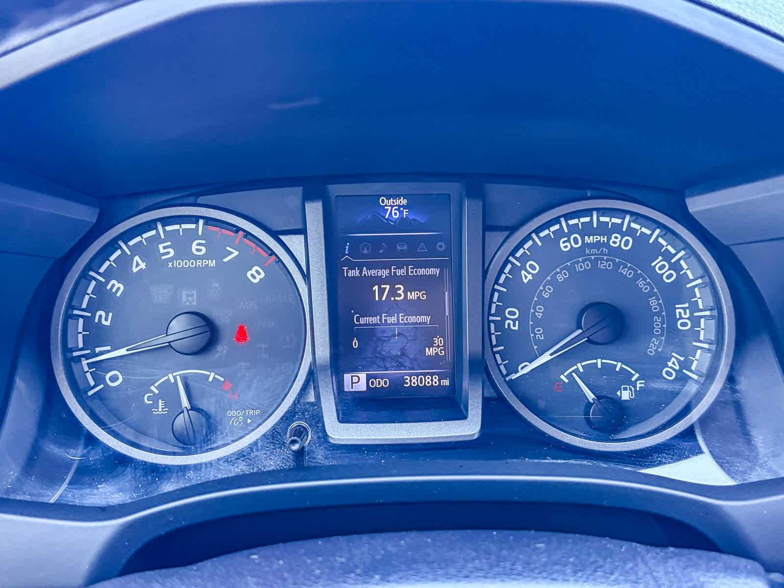 Used 2016 Toyota Tacoma TRD Sport AWD/4WD image 23