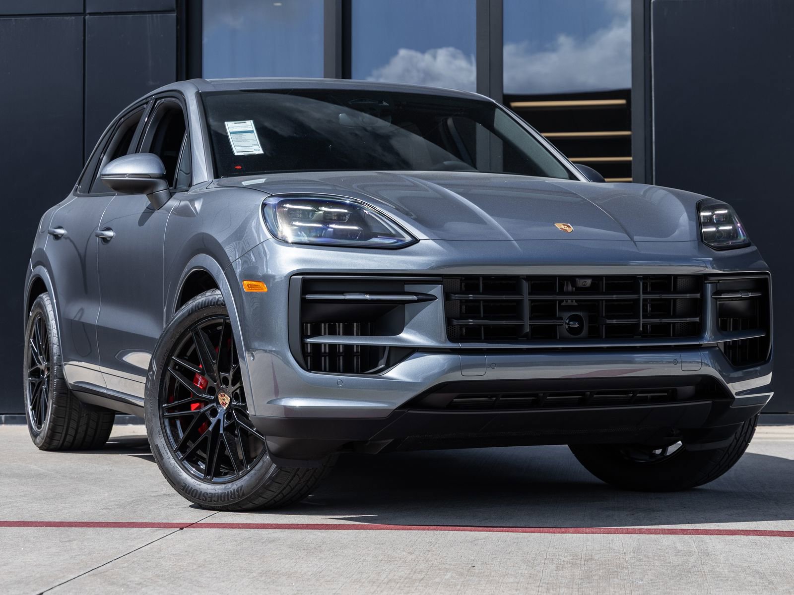 New 2026 Porsche Cayenne S image 6