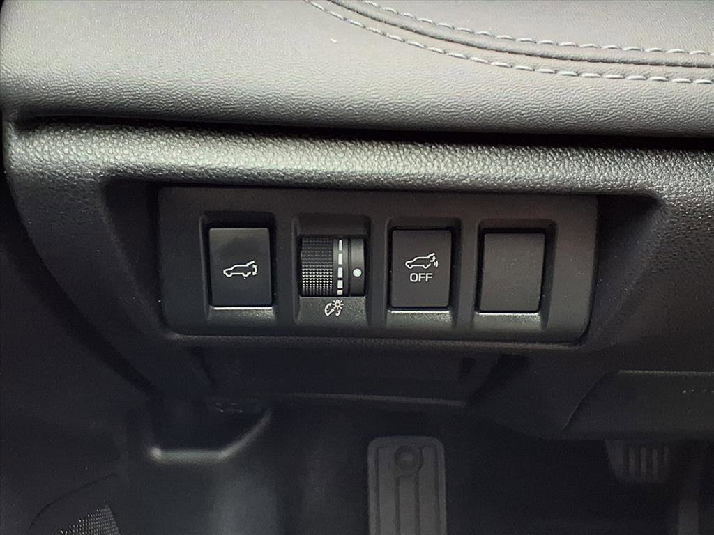 Used 2020 Subaru Outback Limited image 9