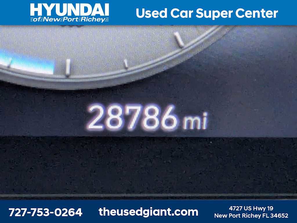 Used 2023 Hyundai Santa Cruz SEL w/ Activity Package FWD image 32