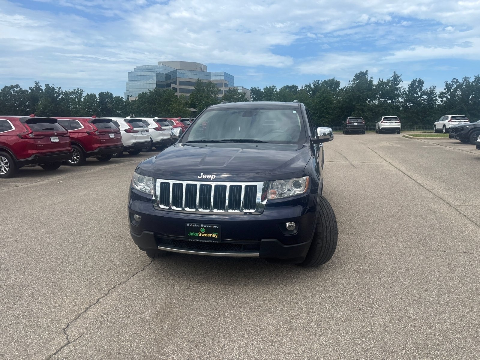 Used 2012 Jeep Grand Cherokee Limited w/ Trailer Tow Group AWD/4WD image 14