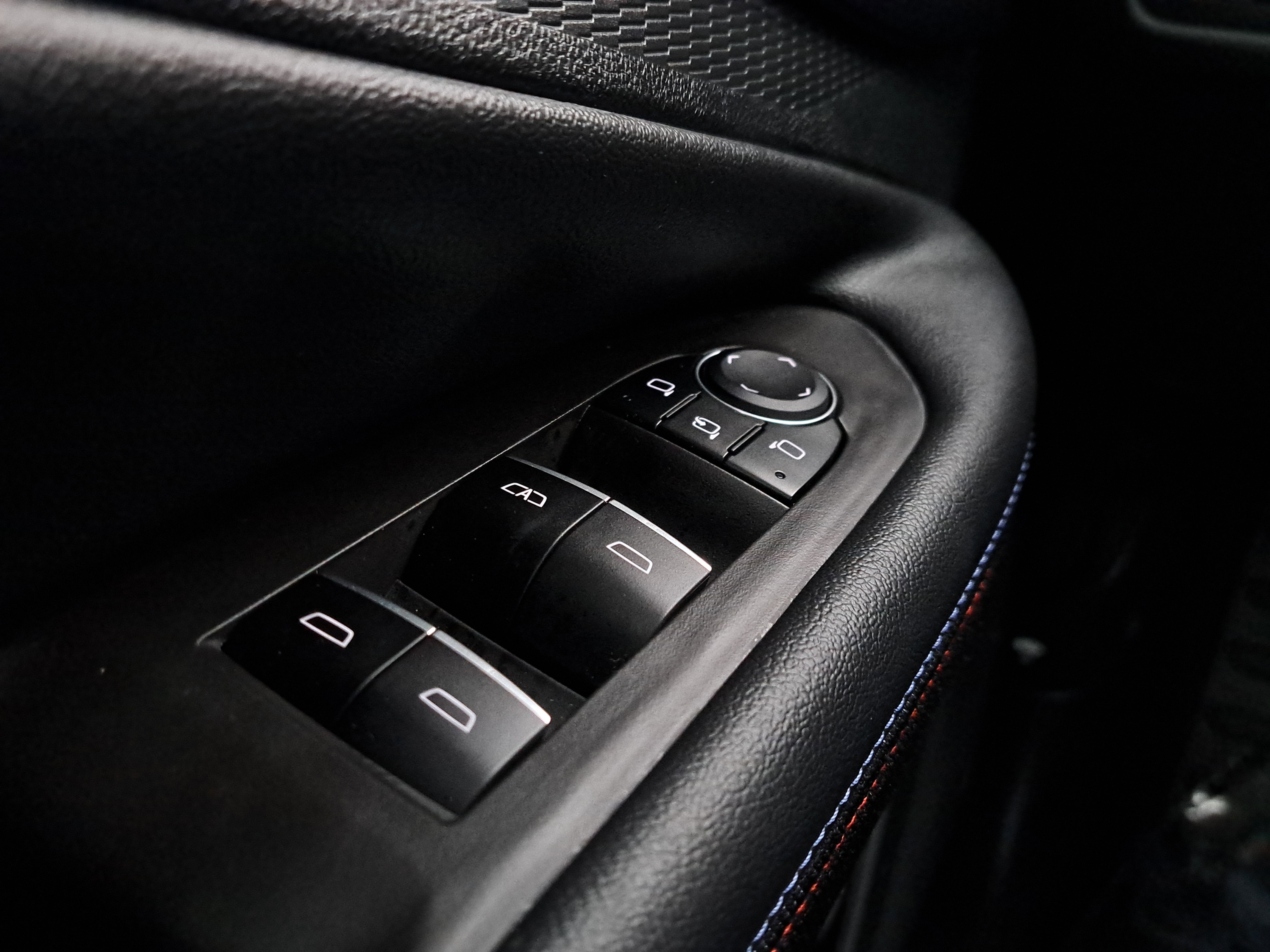 Used 2024 Chevrolet Blazer EV RS image 33