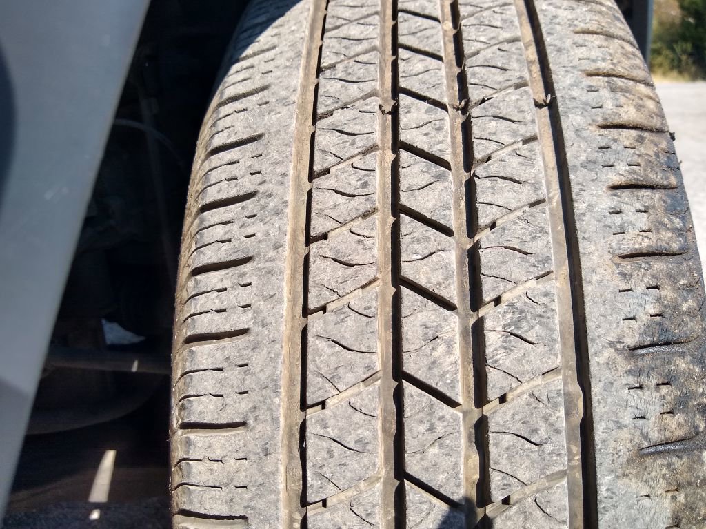 Used 2015 Jeep Cherokee Sport image 38