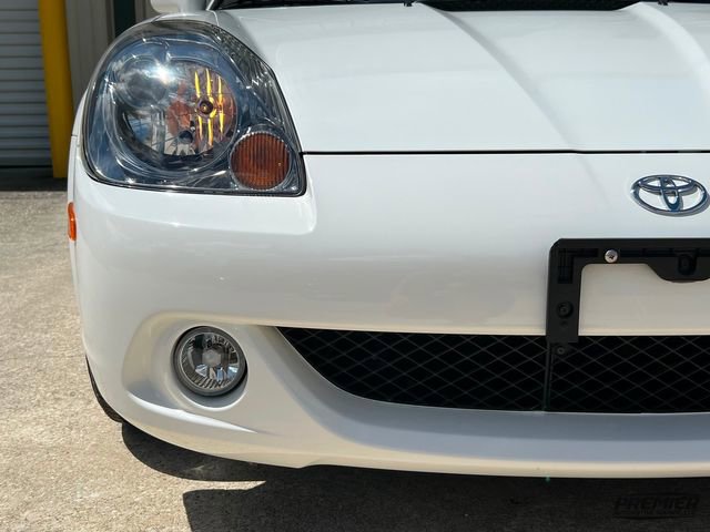 Used 2003 Toyota MR2 Spyder image 36
