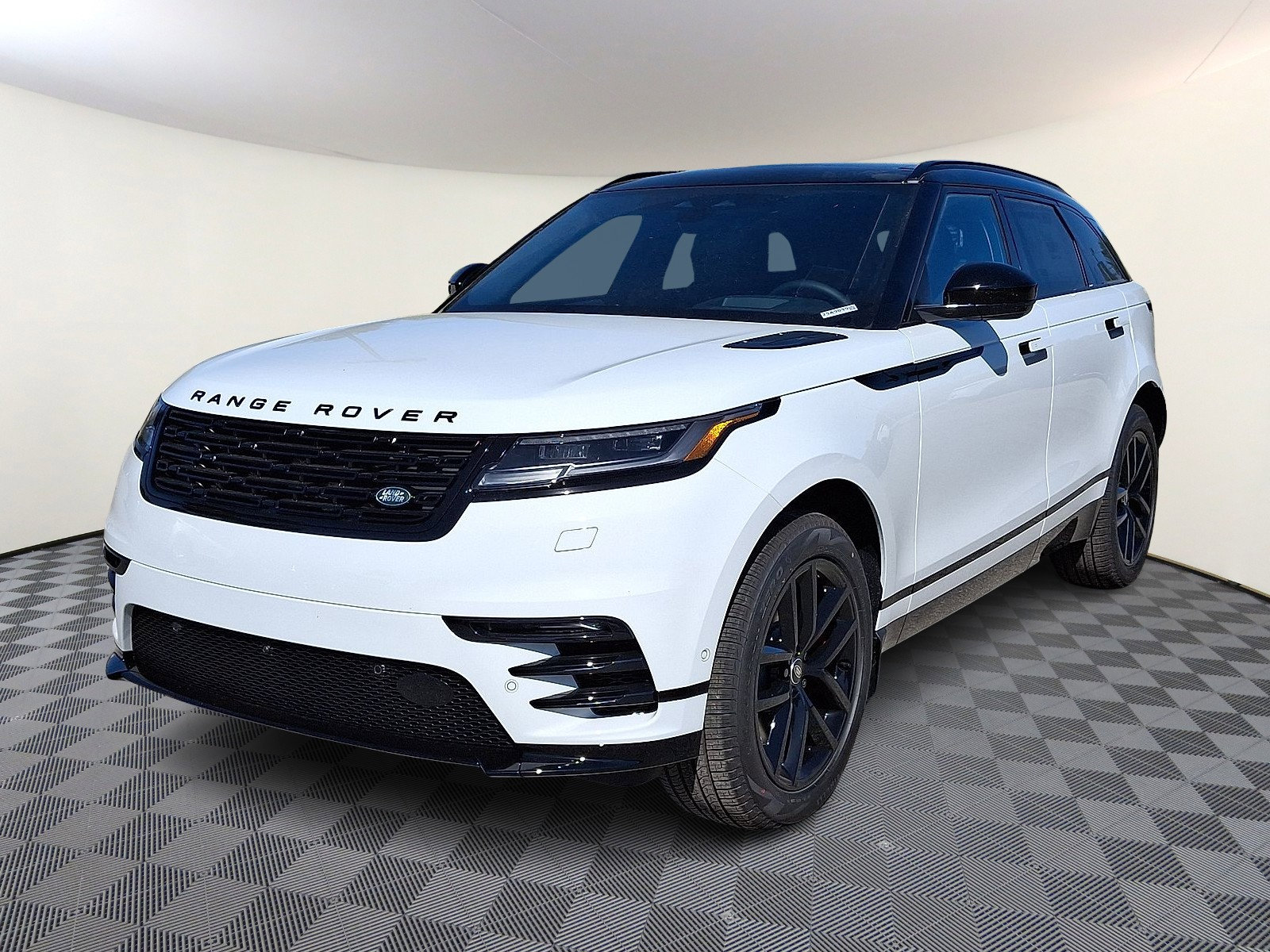 Used 2025 Land Rover Range Rover Velar Dynamic SE