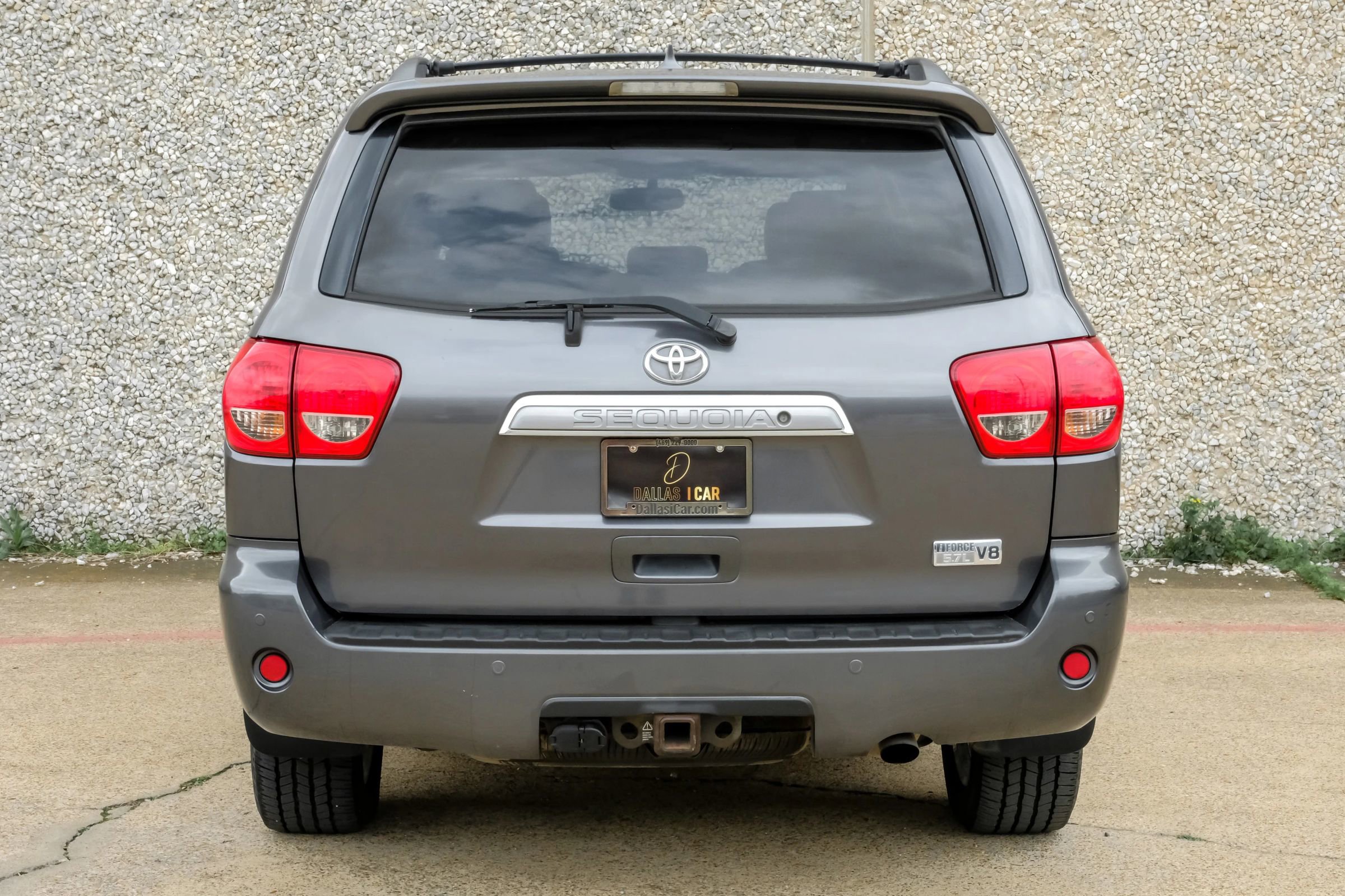 Used 2011 Toyota Sequoia Platinum AWD/4WD image 10