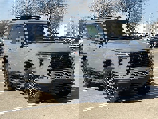 Used 2024 Lexus GX 550 image 2