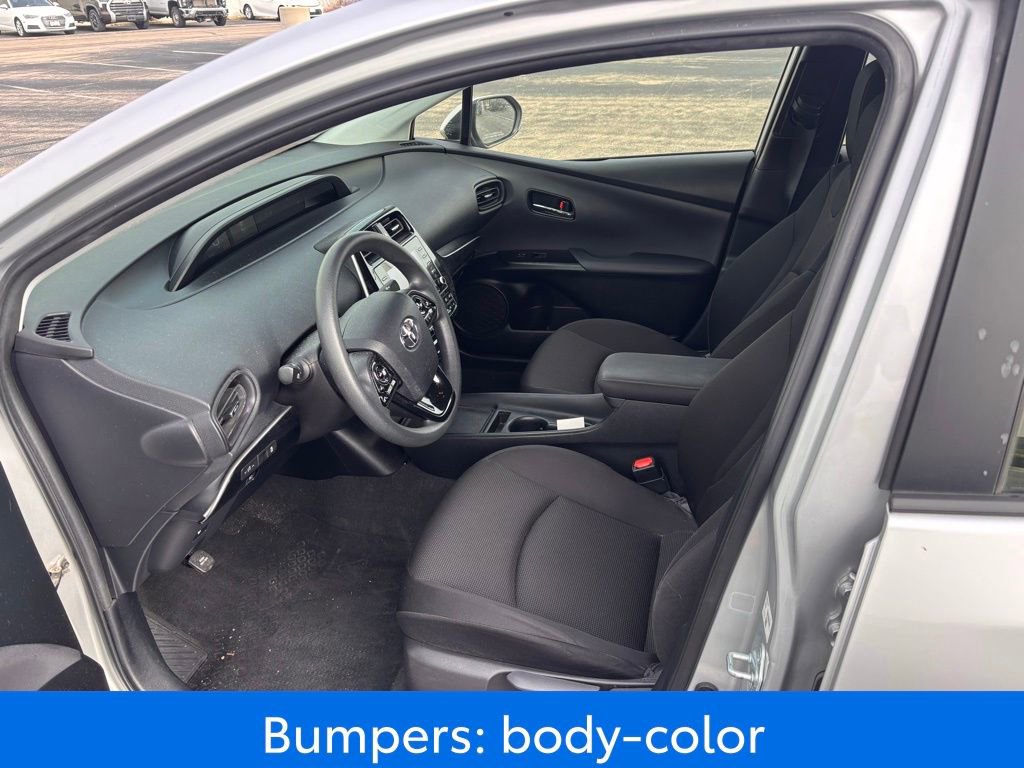 Used 2022 Toyota Prius L Eco FWD image 6