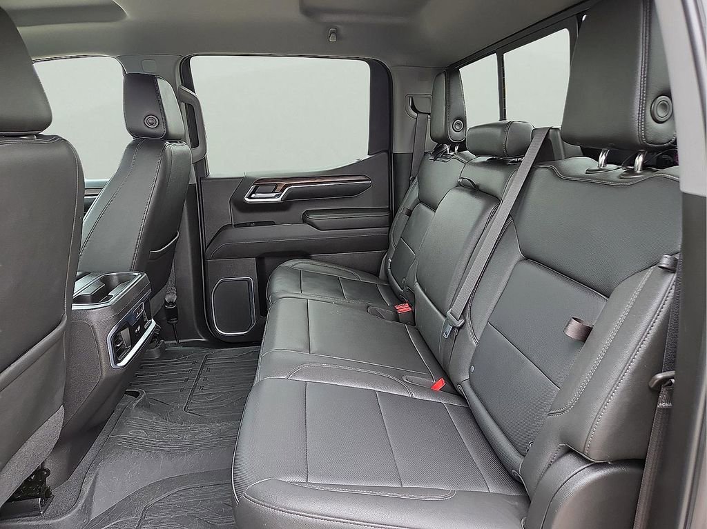 Used 2022 GMC Sierra 1500 SLT AWD/4WD image 13
