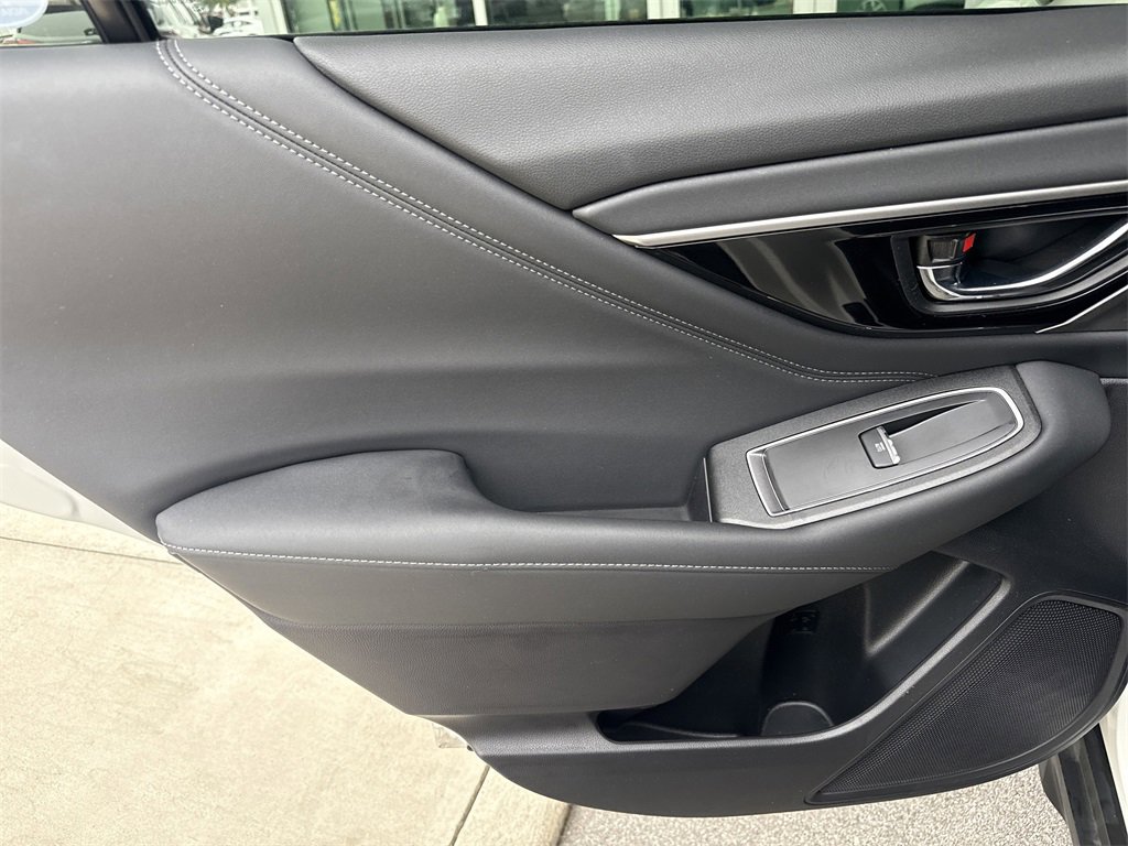 Certified 2022 Subaru Outback Limited image 30