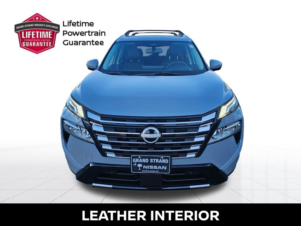 Used 2024 Nissan Rogue Platinum w/ Platinum Premium Package FWD image 5