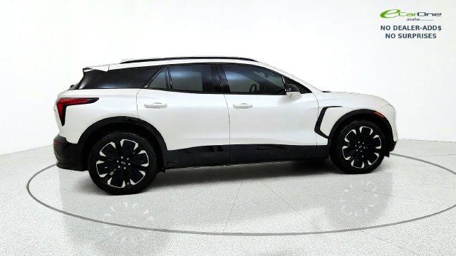 Used 2024 Chevrolet Blazer EV RS RWD image 9