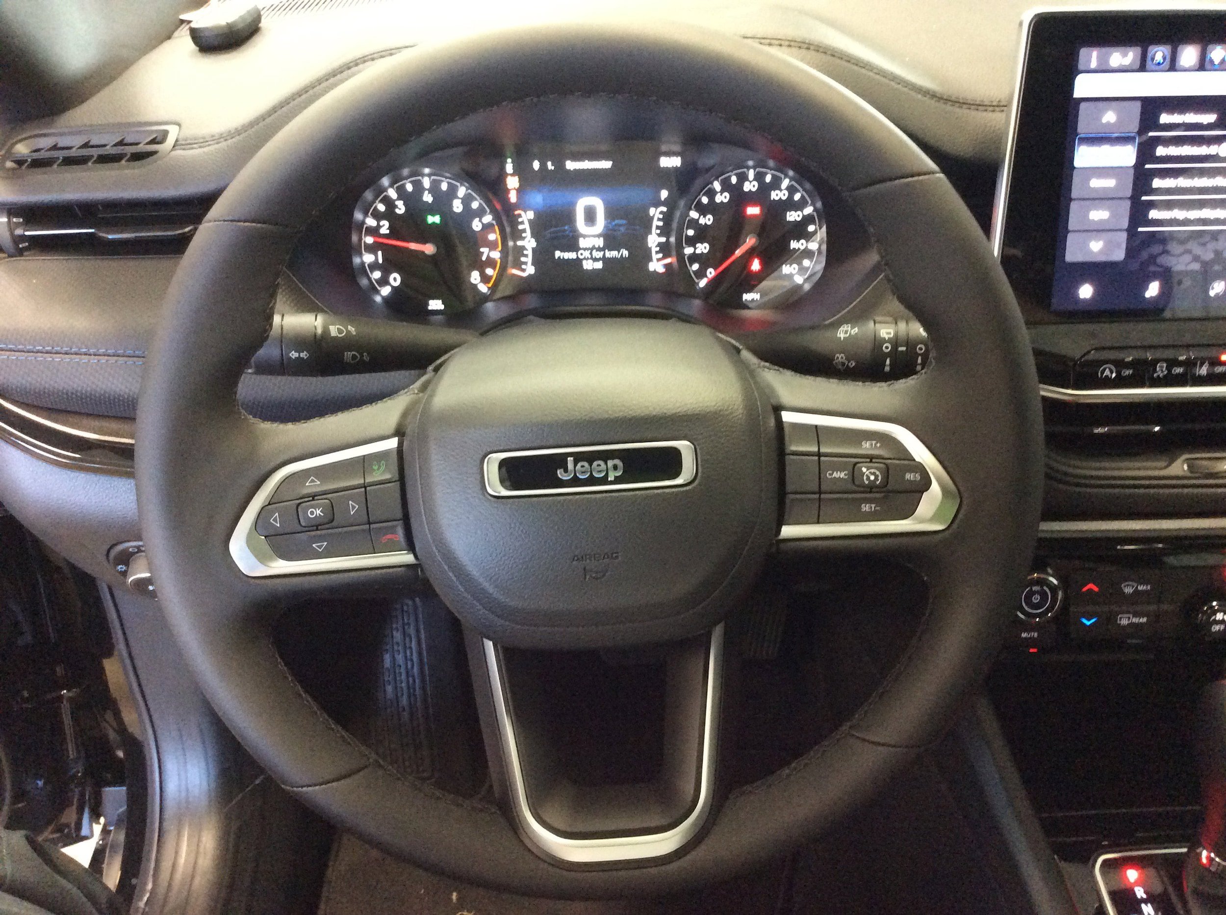 New 2026 Jeep Compass Latitude AWD/4WD image 17