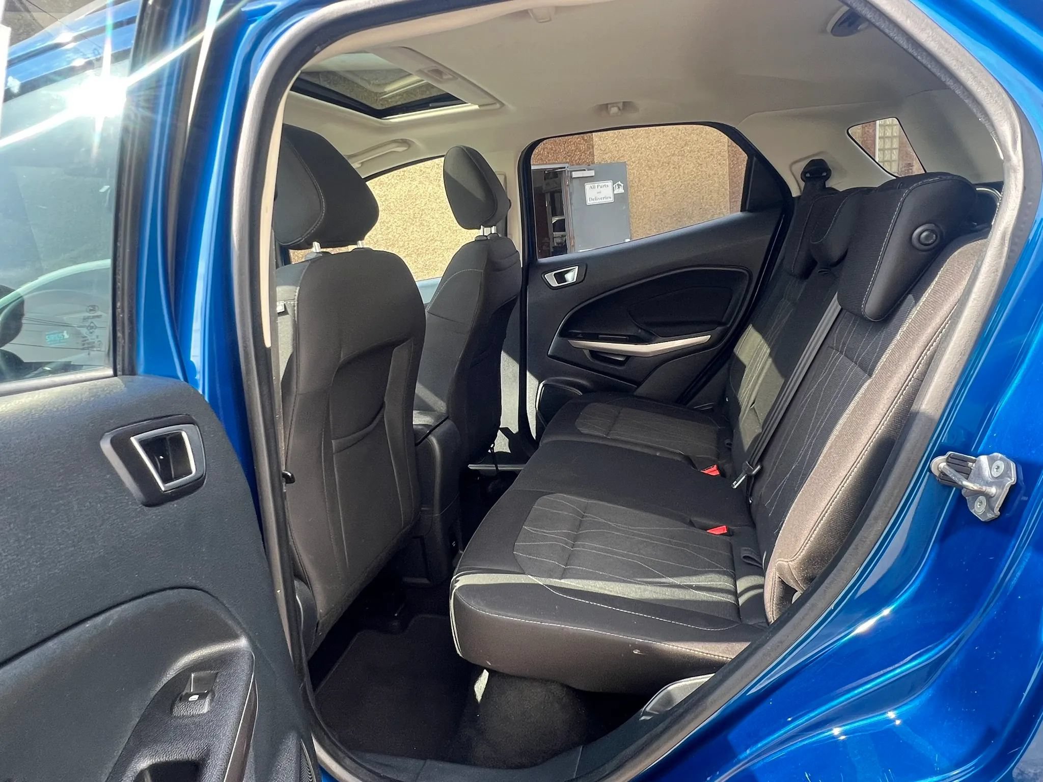 Used 2019 Ford EcoSport SE w/ SE Convenience Package AWD/4WD image 29