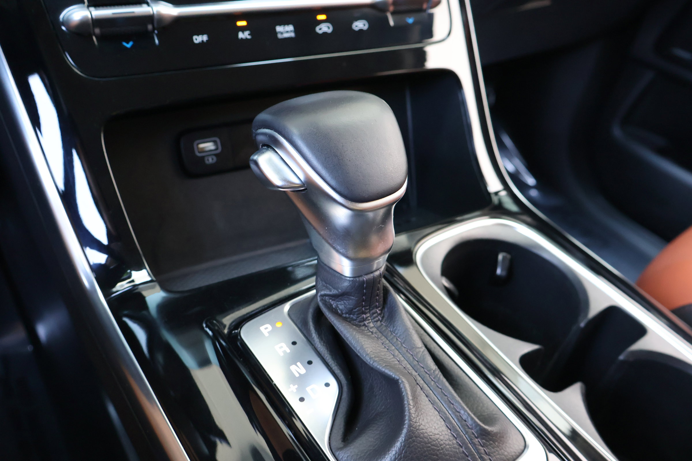 Used 2022 Kia Carnival SX Prestige FWD image 28